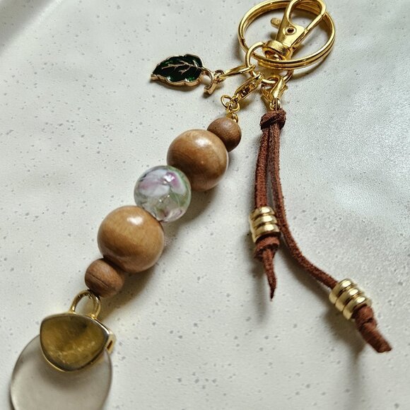Handmade Earthy Keychain with Natural Stone Beads - Picture 2 of 6